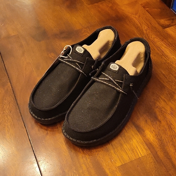 NWT Hey Dude Women's Wendy Black Stardust Slip-On Loafers - Picture 2 of 8